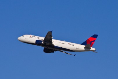 Delta_Air_Lines_-_N365NW_(8351131571)